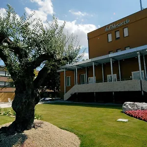 https://la-chiesaccia-hotel-ristorante.emilia-romagnahotels.net