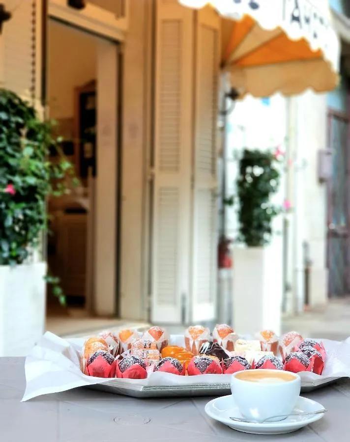 ***  Hotel Tahiti Viareggio Italia