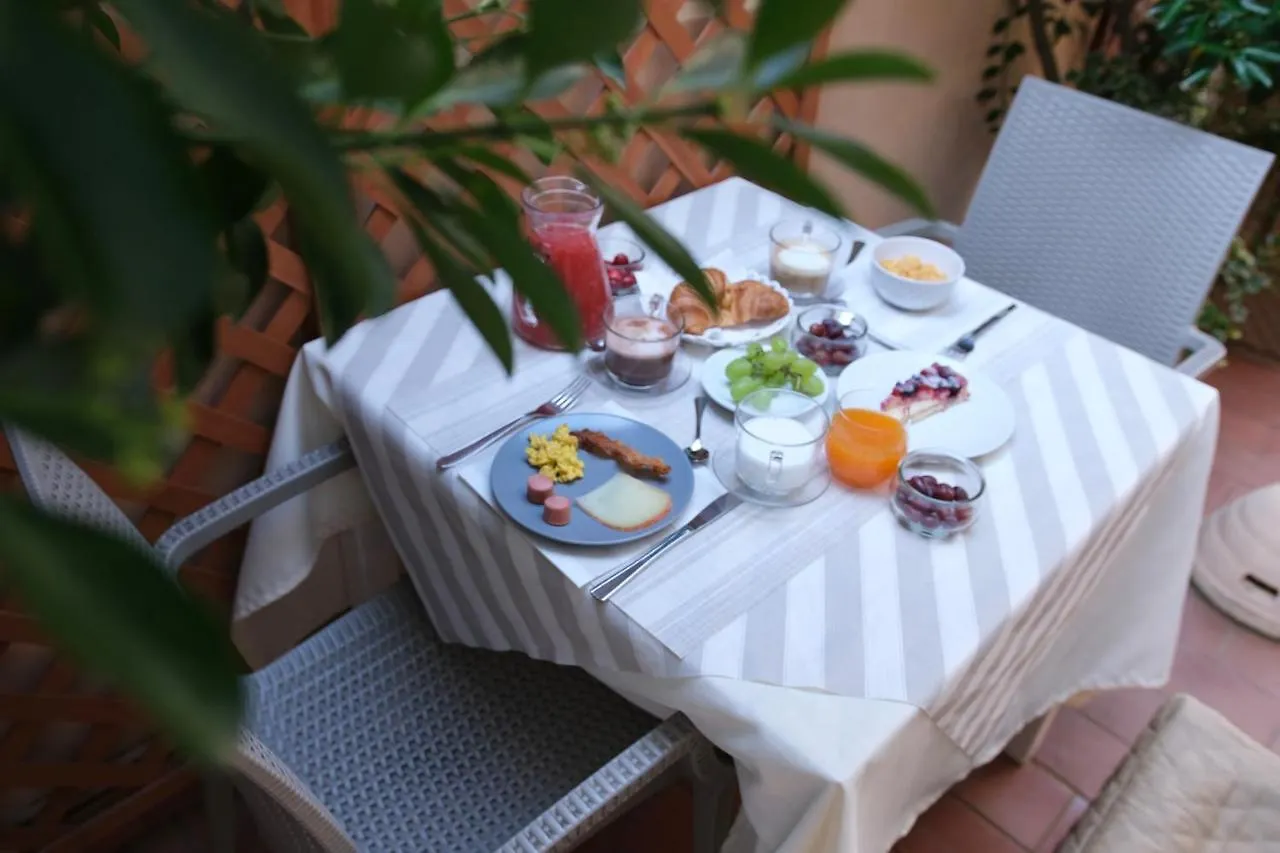 וירג'יו Hotel Tahiti