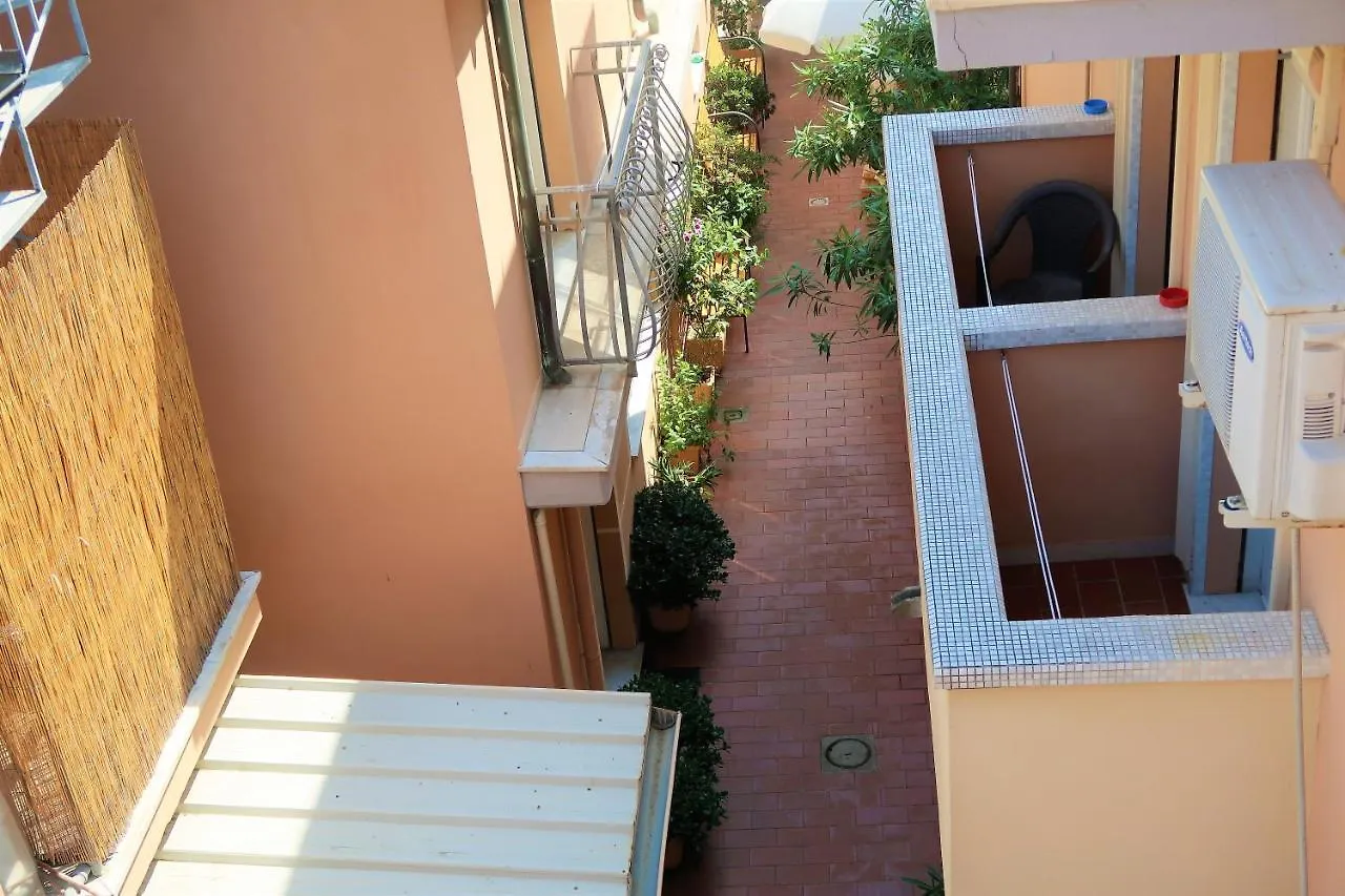 Hotel Tahiti Viareggio