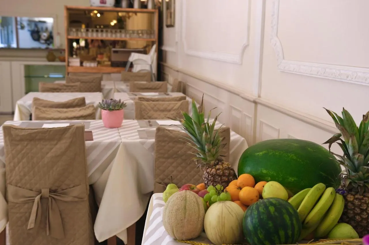 ***  Hotel Tahiti Viareggio Italy