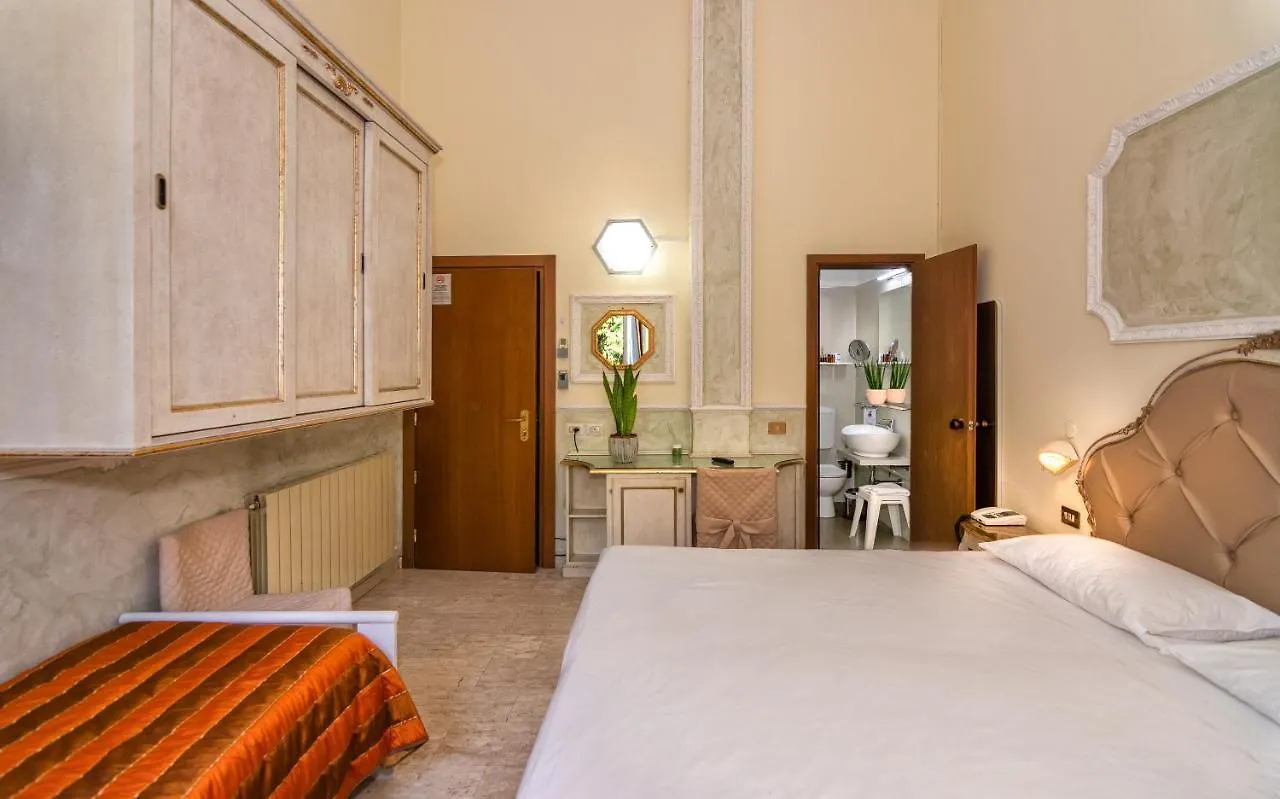 Hotel Tahiti Viareggio Italy